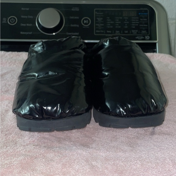 UGG spaceslider slipper size 8 - Picture 1 of 10